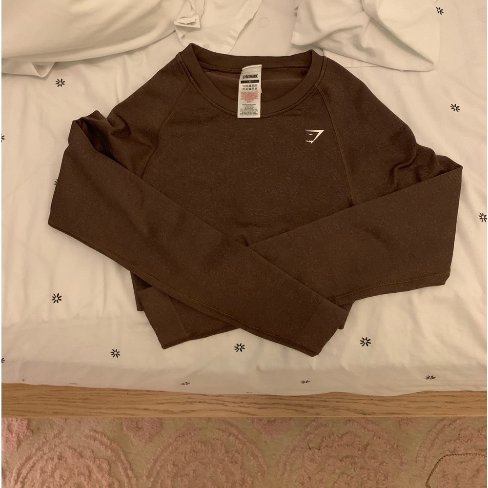 brown gymshark cropped long sleeve